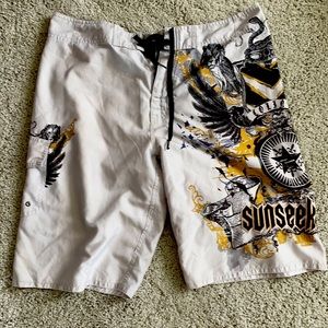 Men’s Collins shorts. Size 32.